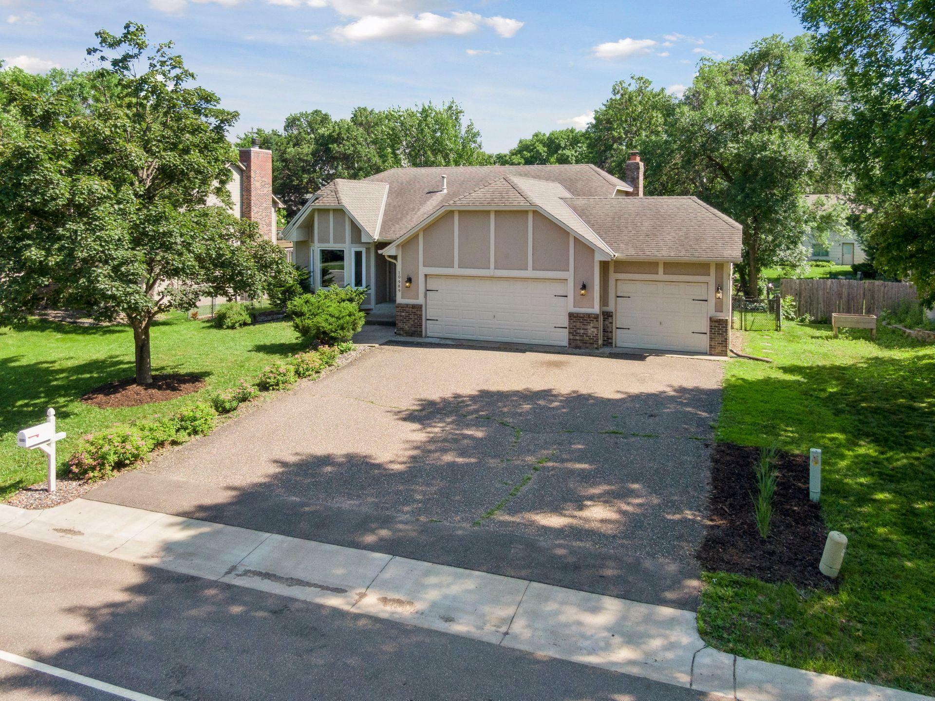 10989 N Eagle Lake Boulevard  Maple Grove MN 55369 photo