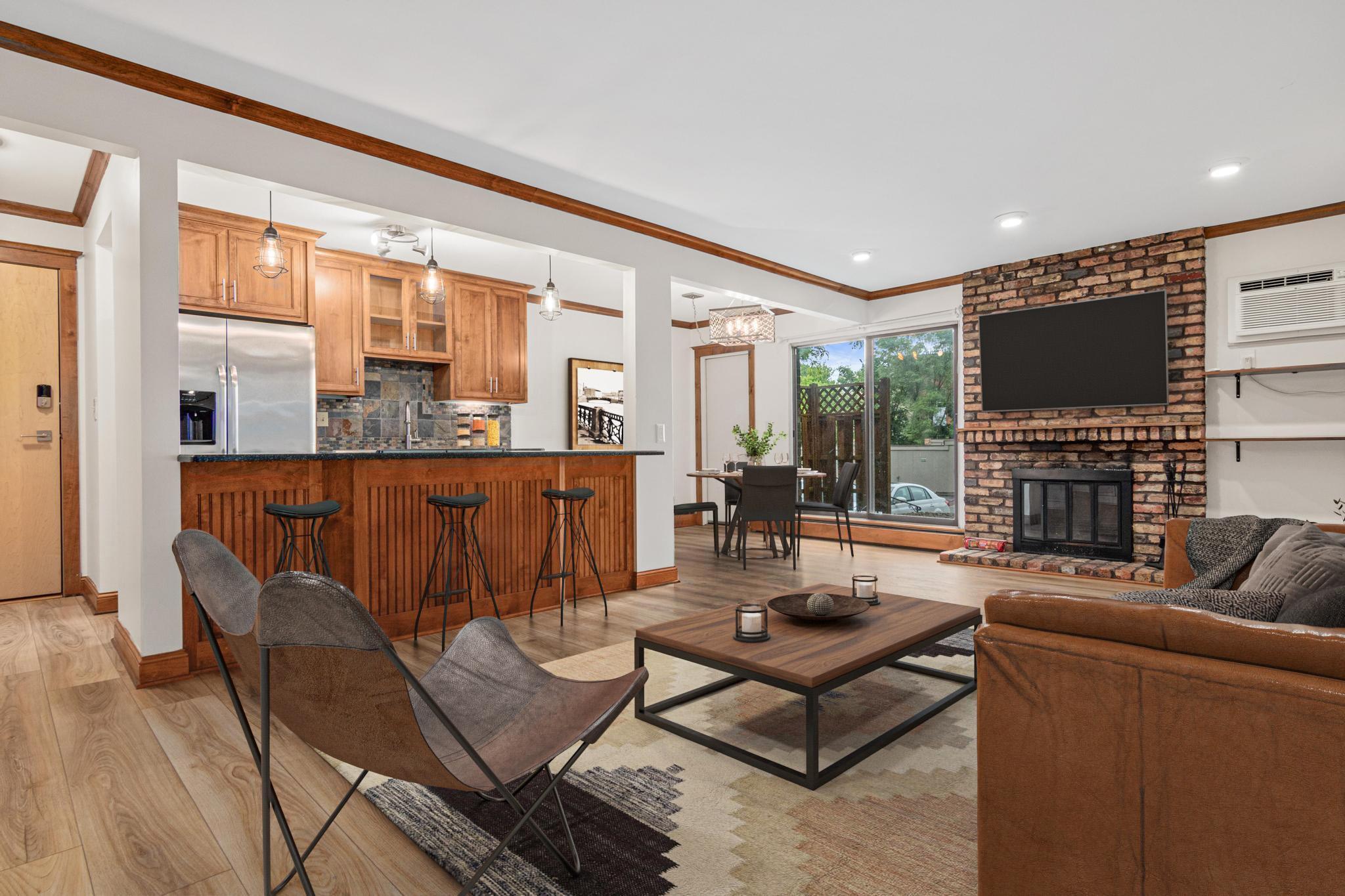 Property Photo: 4424 Cedar Lake Road S 4 MN 55416