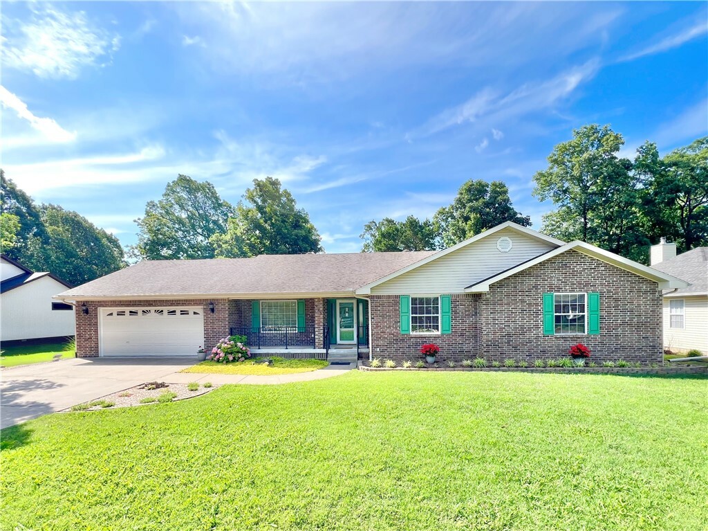 6 Hillcrest Drive  Holiday Island AR 72631 photo