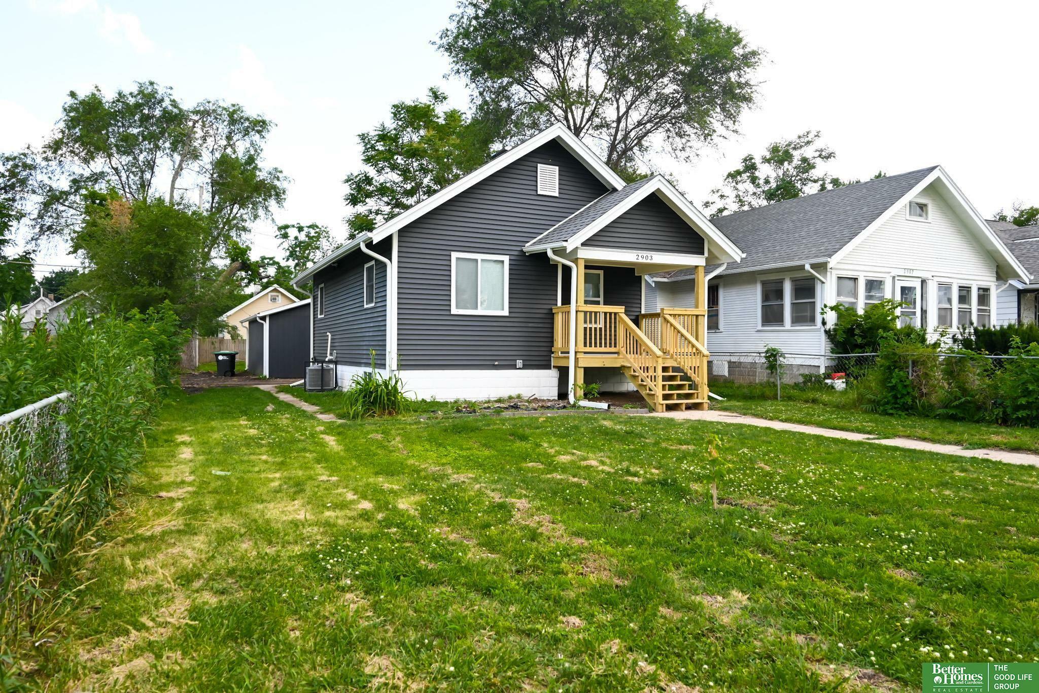 Property Photo: 2903 Fort Street NE 68111