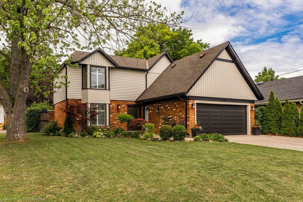 Property Photo: 32 Galbraith Drive ON L8G 1Z8