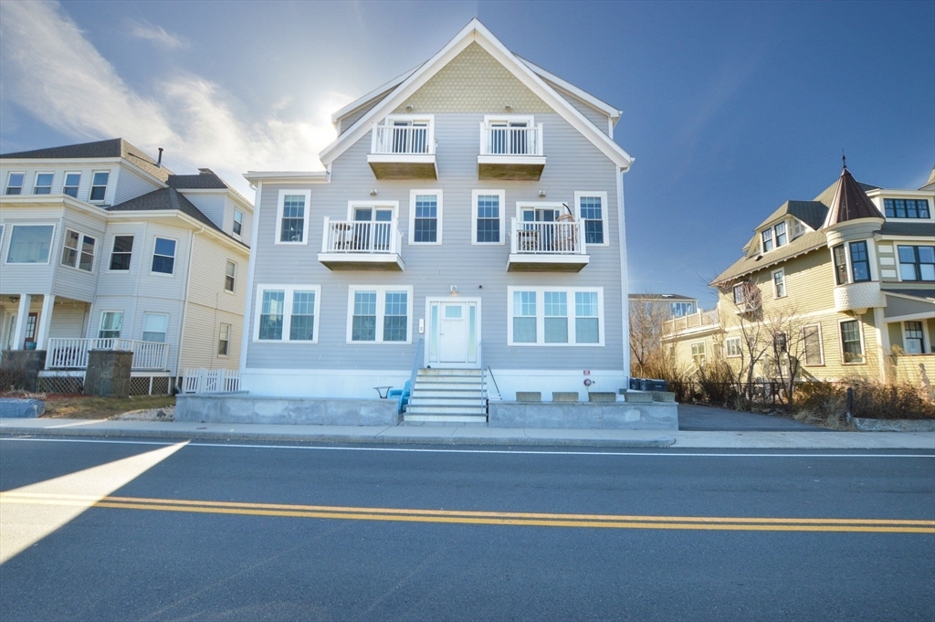 Property Photo:  148 Winthrop Shore Dr 5  MA 02152 