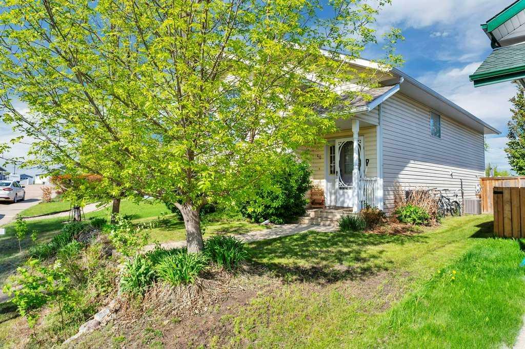 Property Photo: 40 Country Ridge Close AB T4L 2H1