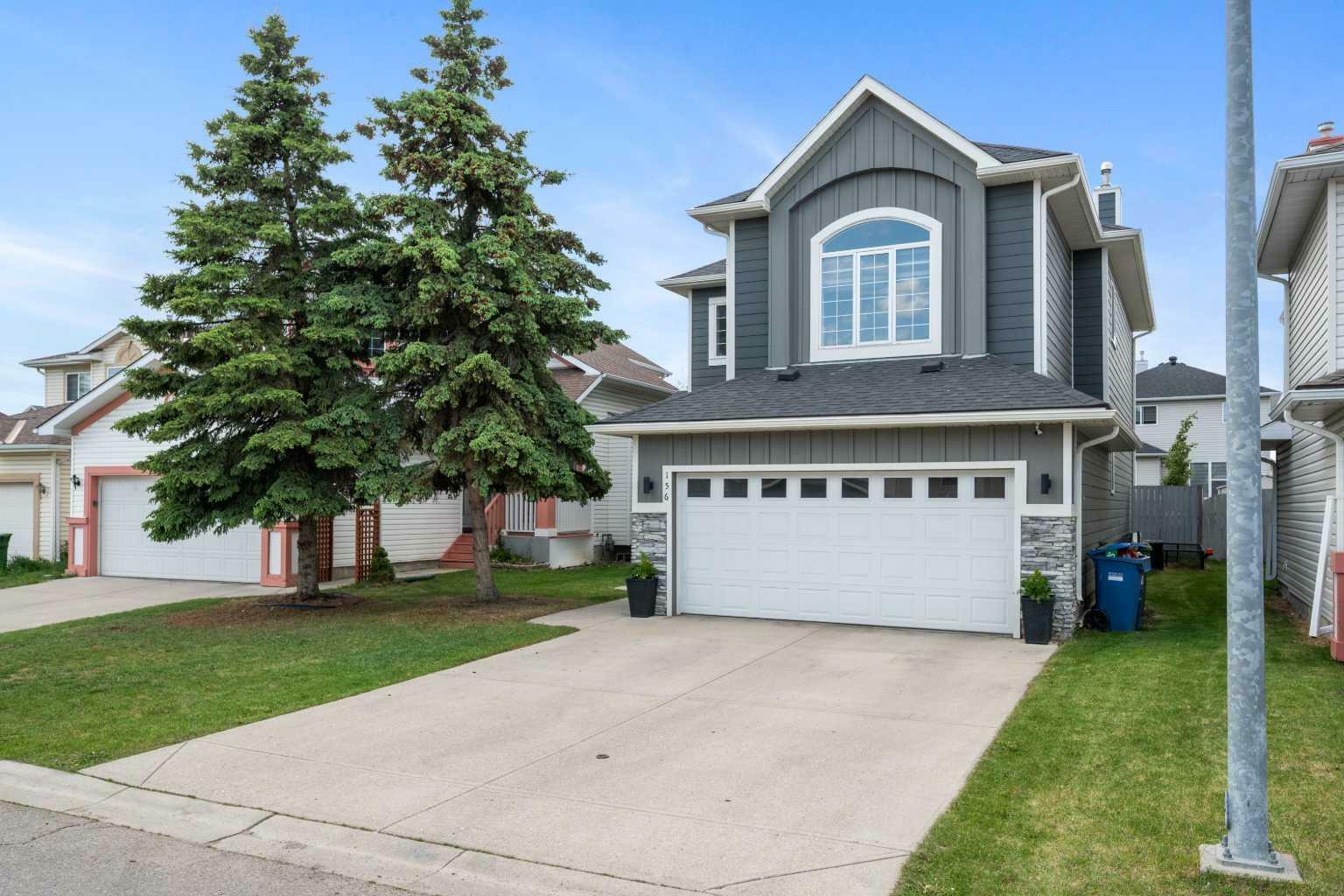 156 Coral Springs Close NE  Calgary AB T3J 3S5 photo