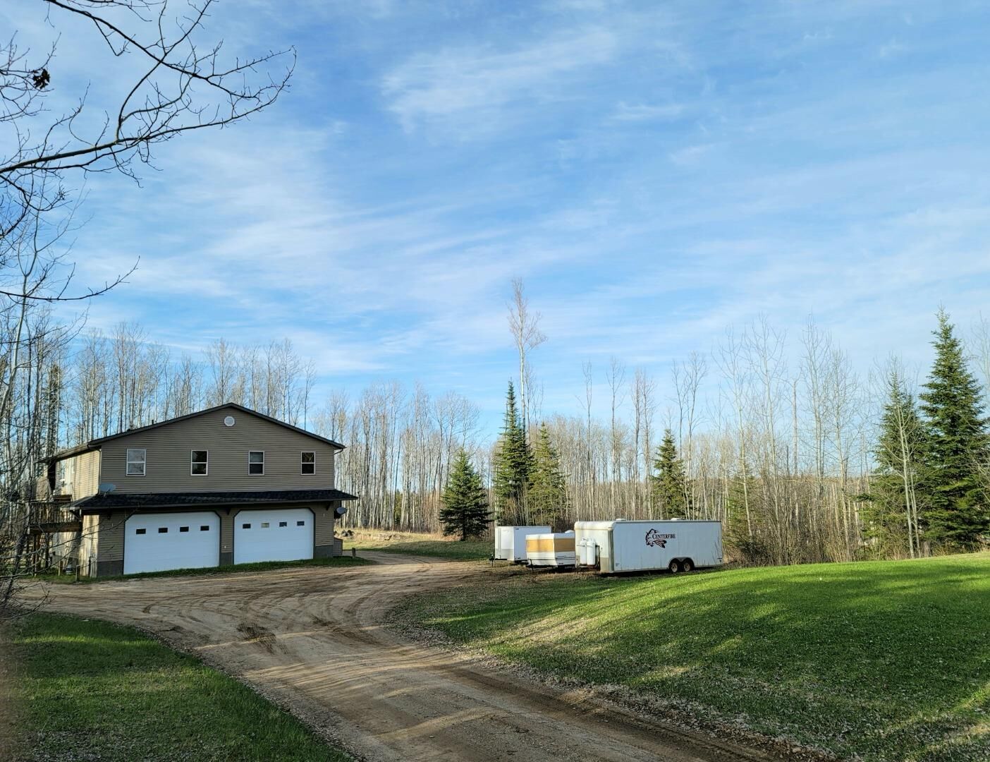 Property Photo:  124 Singer Drive  AB T0P 1J0 