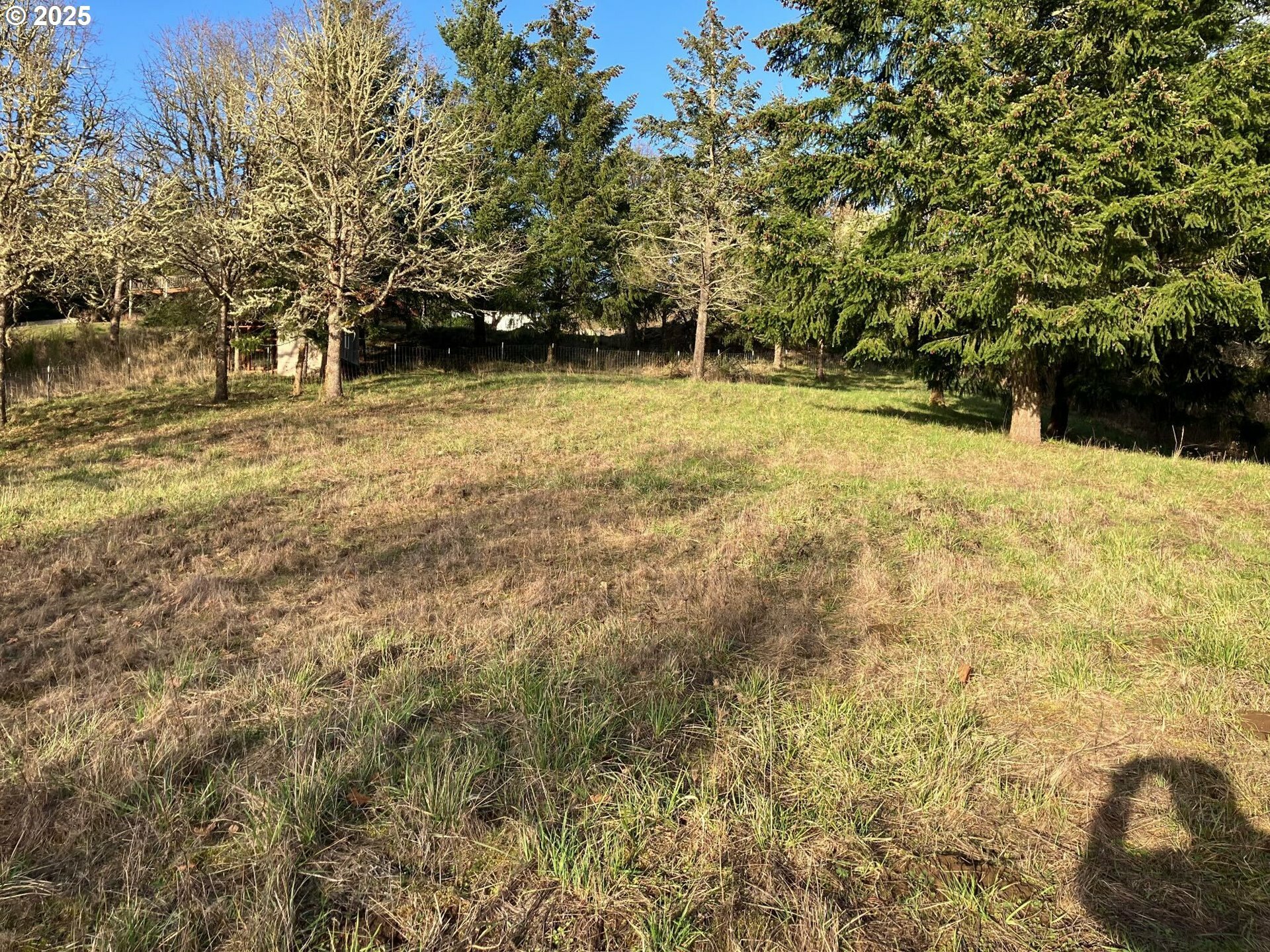 Property Photo: NE Center 4 OR 97378