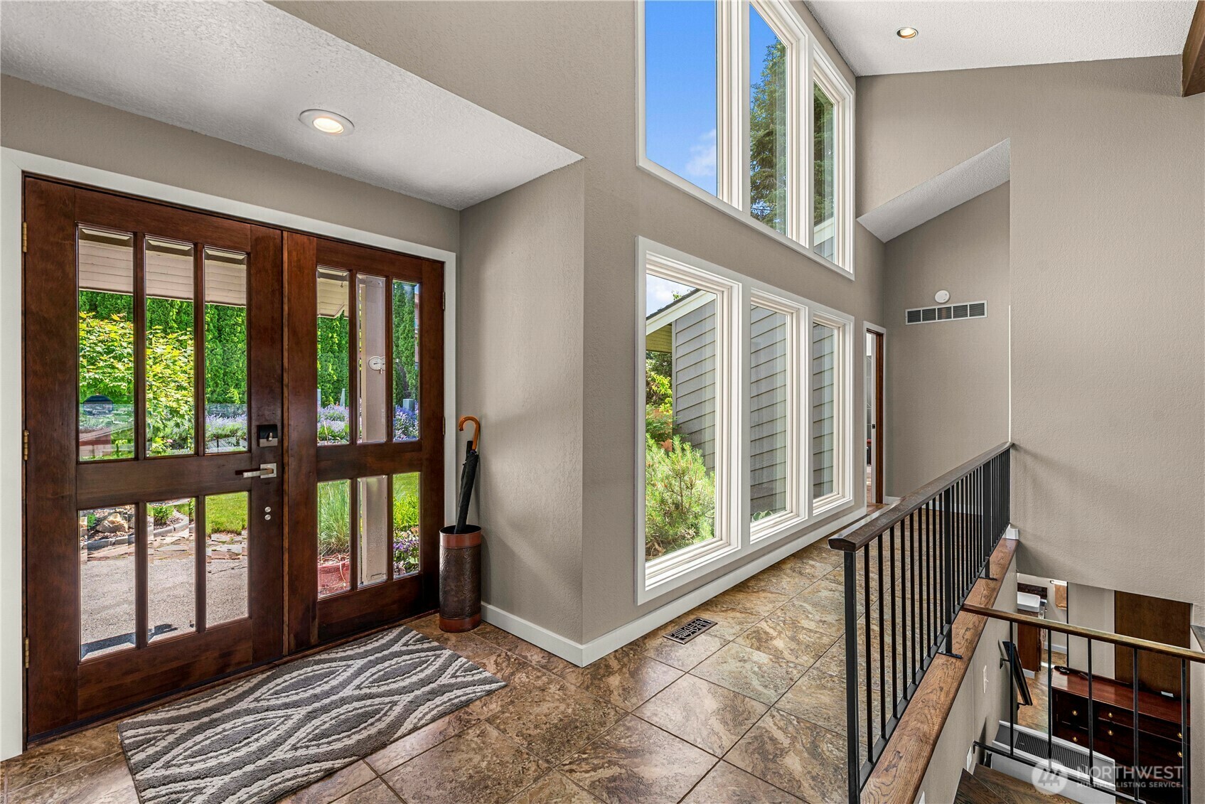 Property Photo: 701 Vista View Place WA 98802