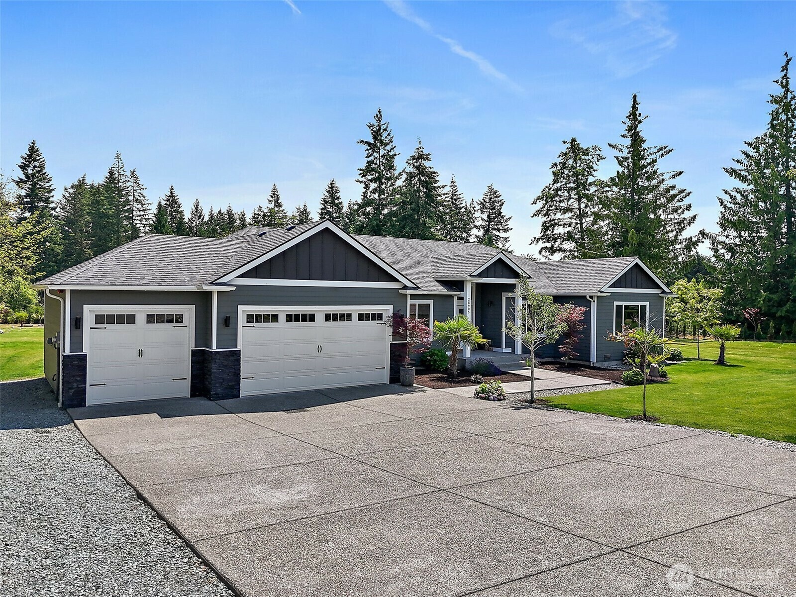Property Photo:  28905  71st Ave E  WA 98338 