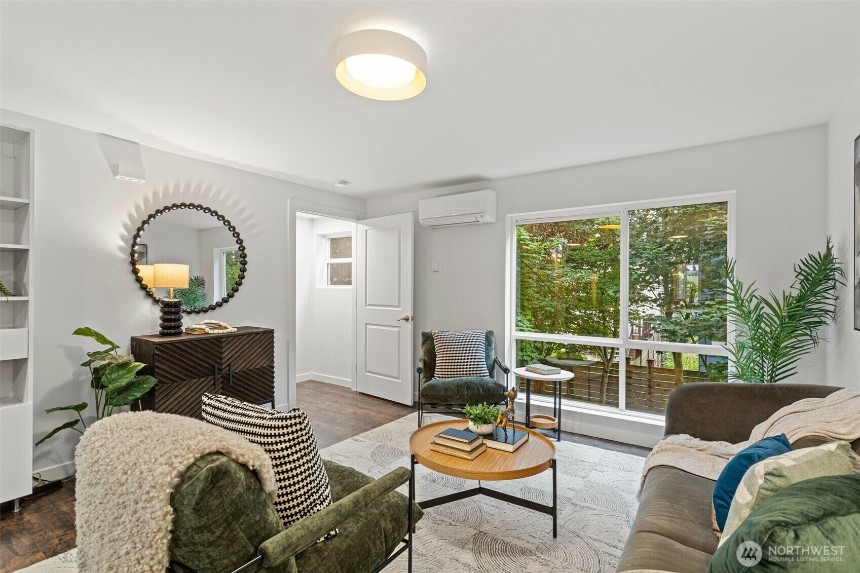 Property Photo: 1541 18th Avenue S WA 98144