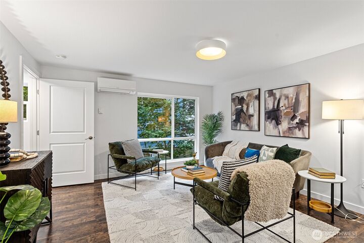 Property Photo:  1541  18th Avenue S  WA 98144 