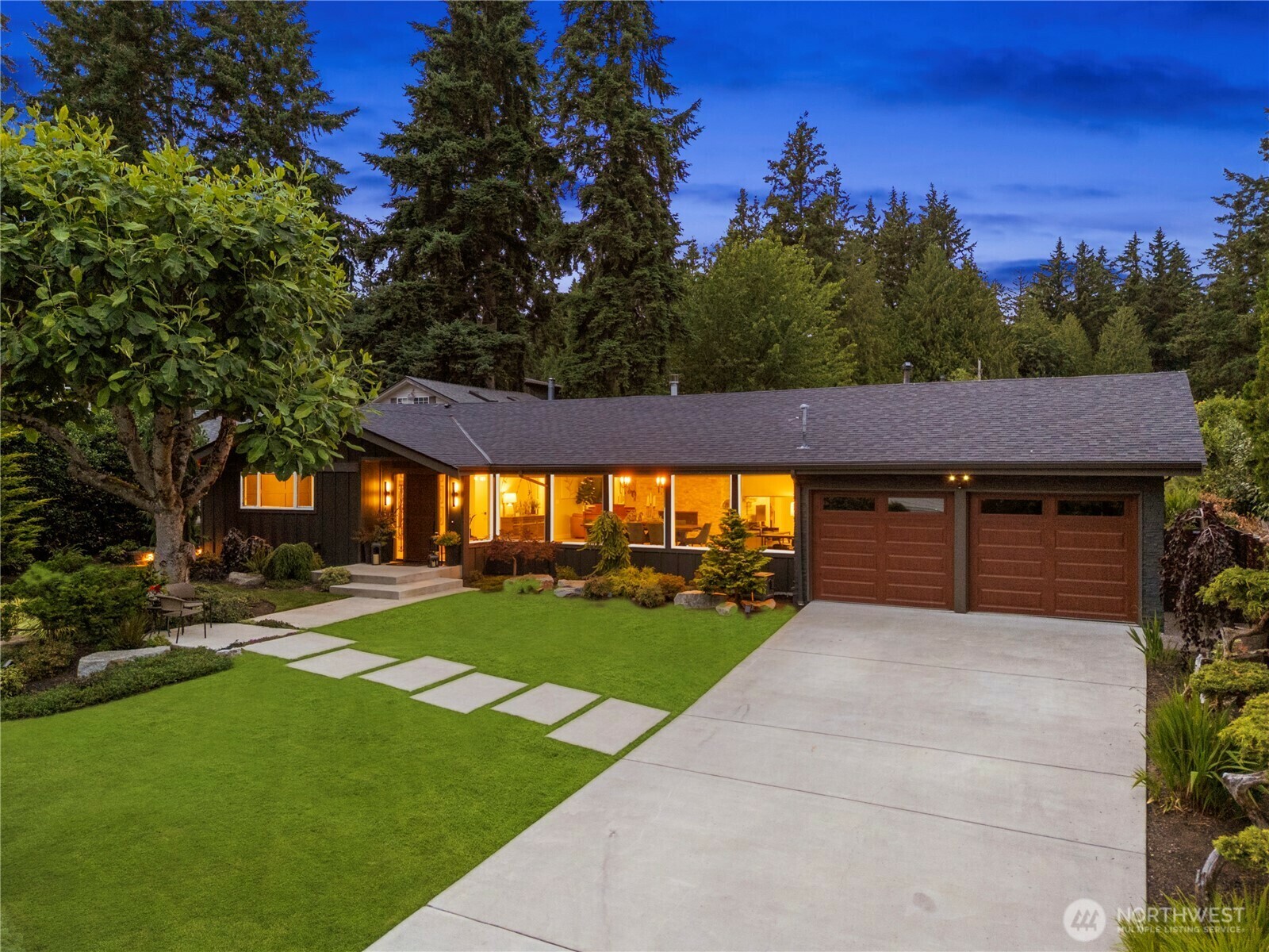 Property Photo: 16504 SE 28th Street WA 98008