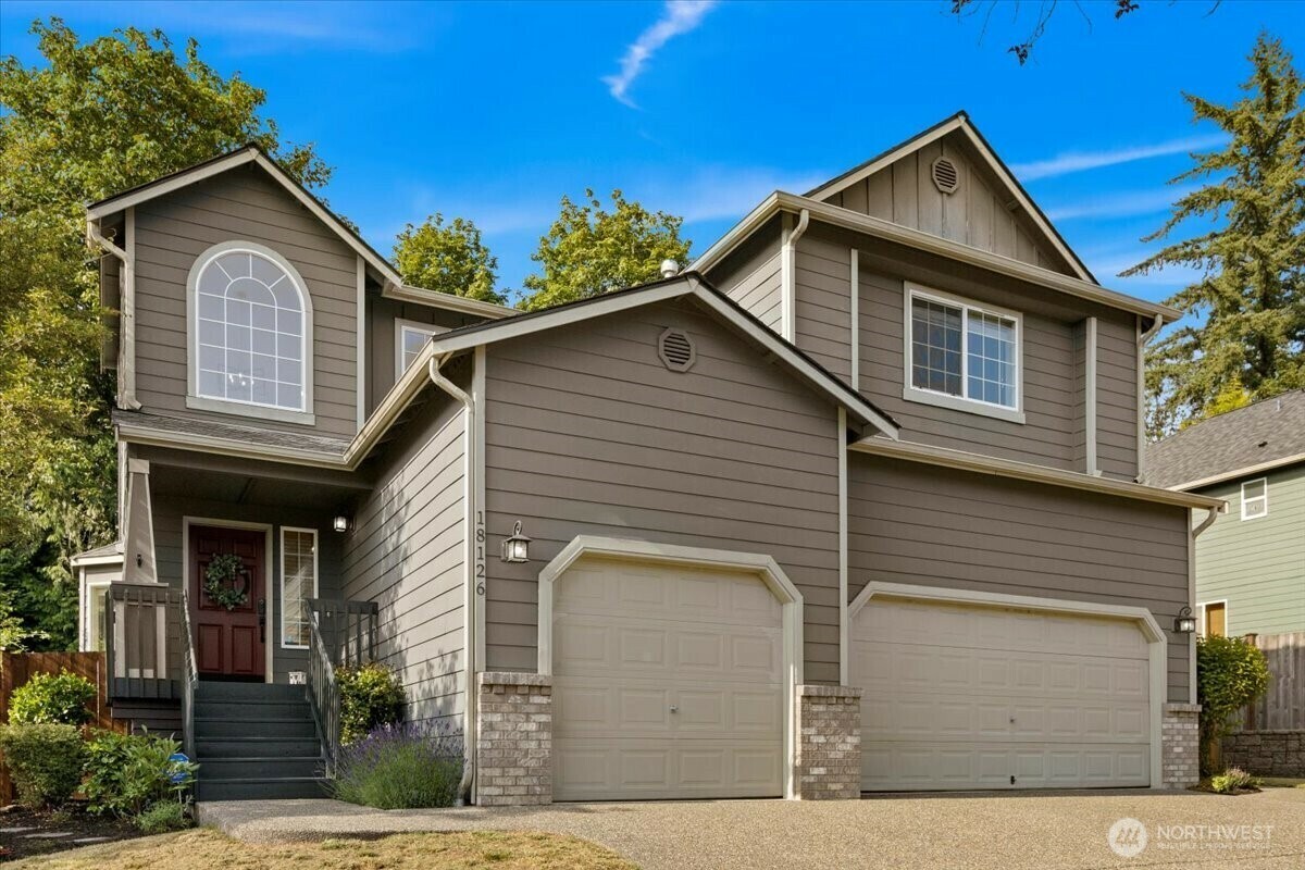 Property Photo: 18126 SE 246th Street WA 98042