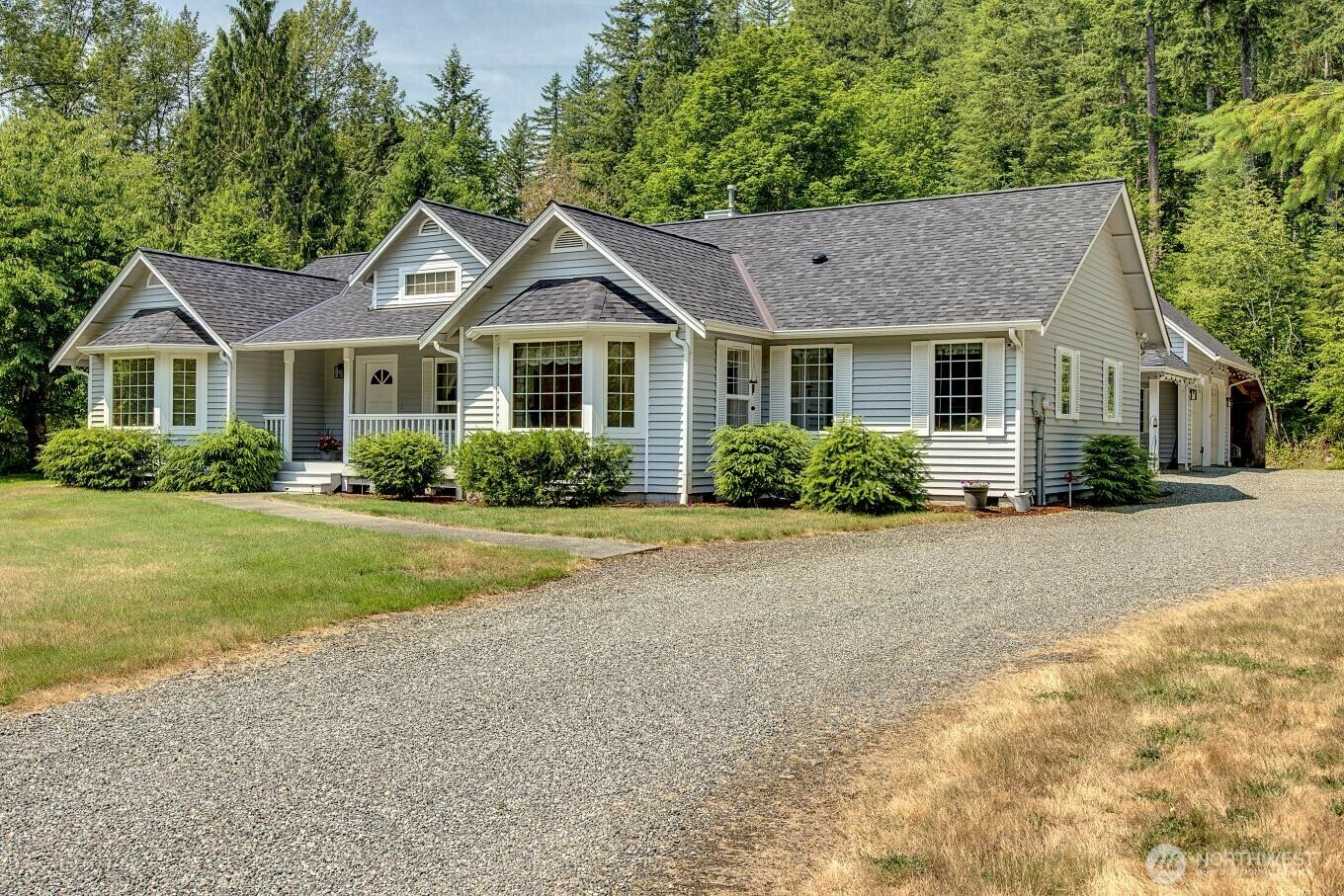 Property Photo:  2829  Lake Langlois Road NE  WA 98014 