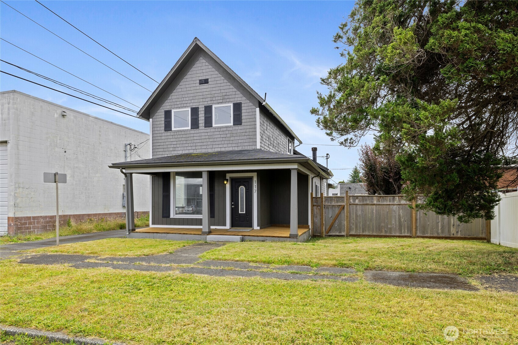 117  G Street  Cosmopolis WA 98537 photo