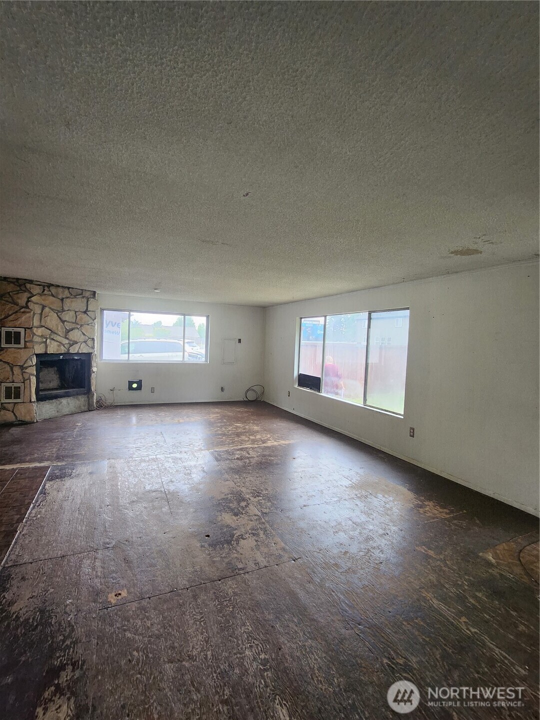 Property Photo: 608 Koontz Road WA 98532