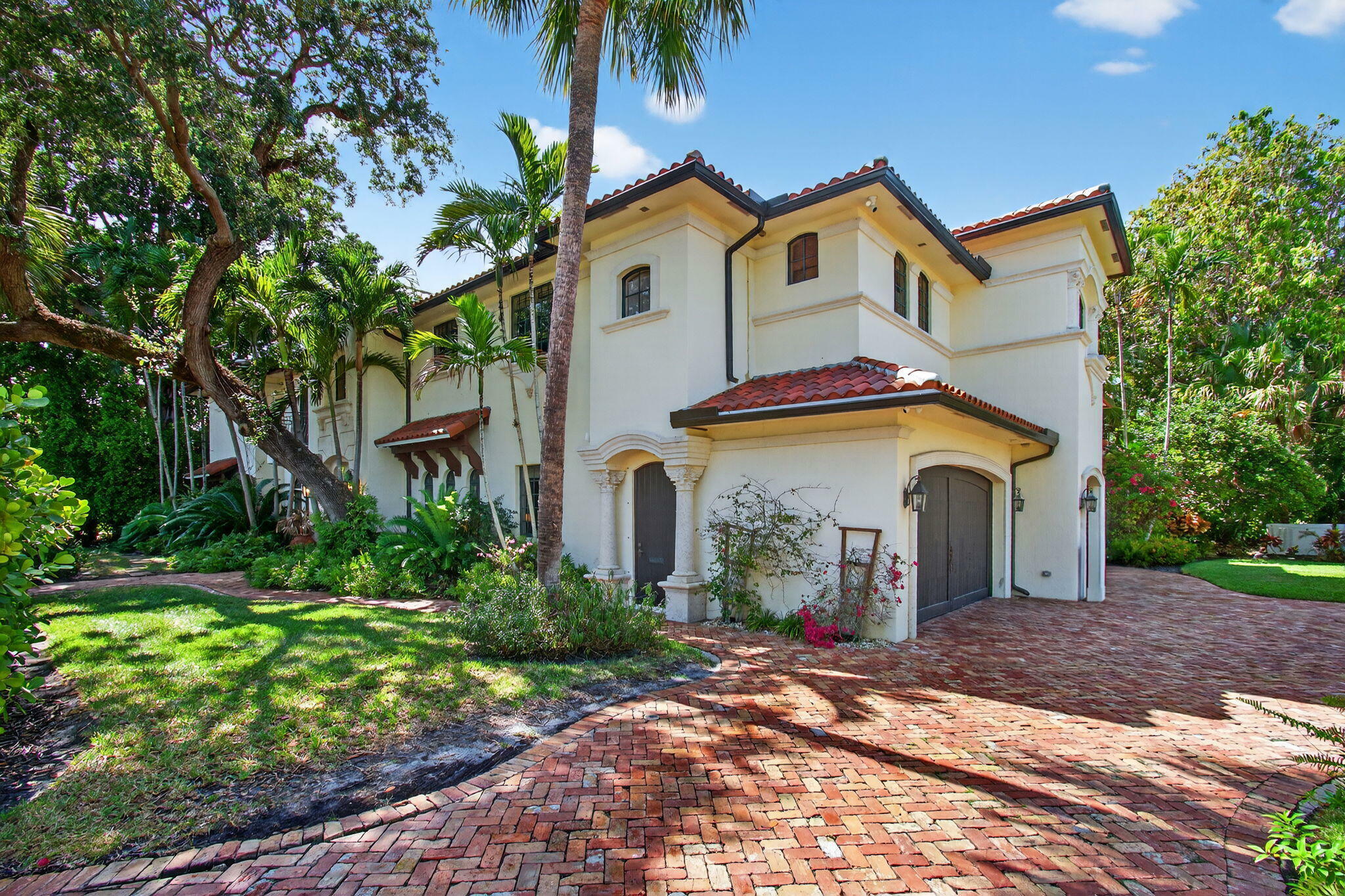 Property Photo: 745 Oleander Street FL 33486