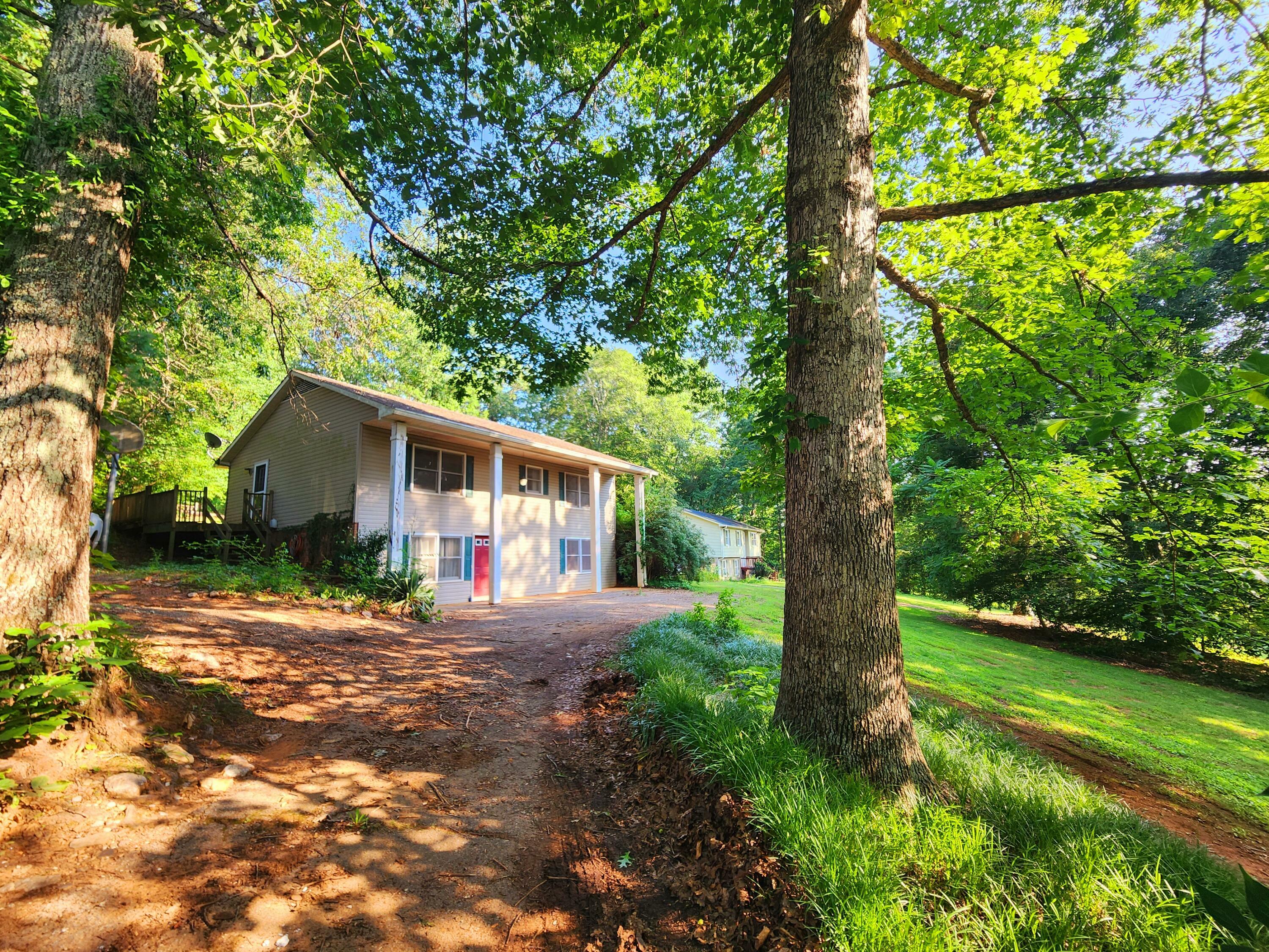 Property Photo: 2142 Brick Church Rd VA 24151