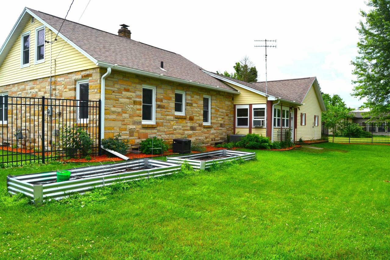 Property Photo:  348 North Winsted Street  WI 53588 