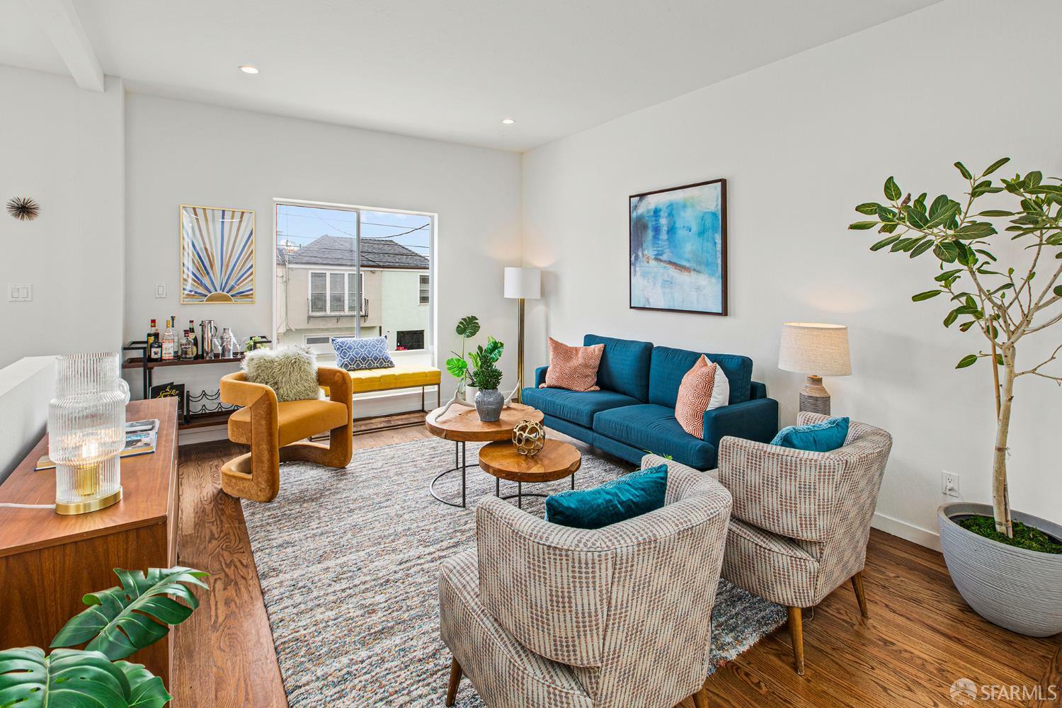 Property Photo: 386 Oxford Street CA 94134