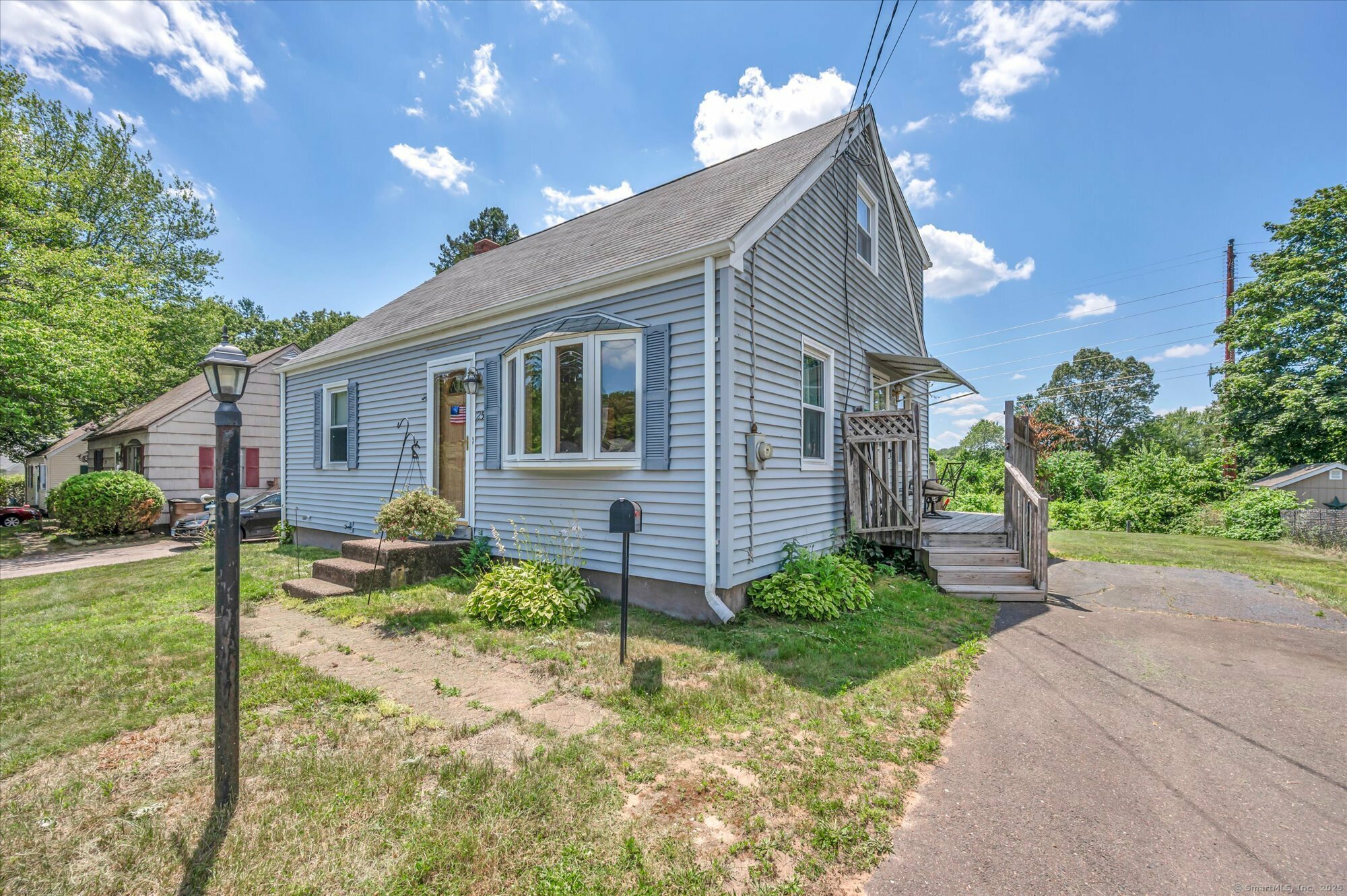 Property Photo: 25 Dailey Circle CT 06066