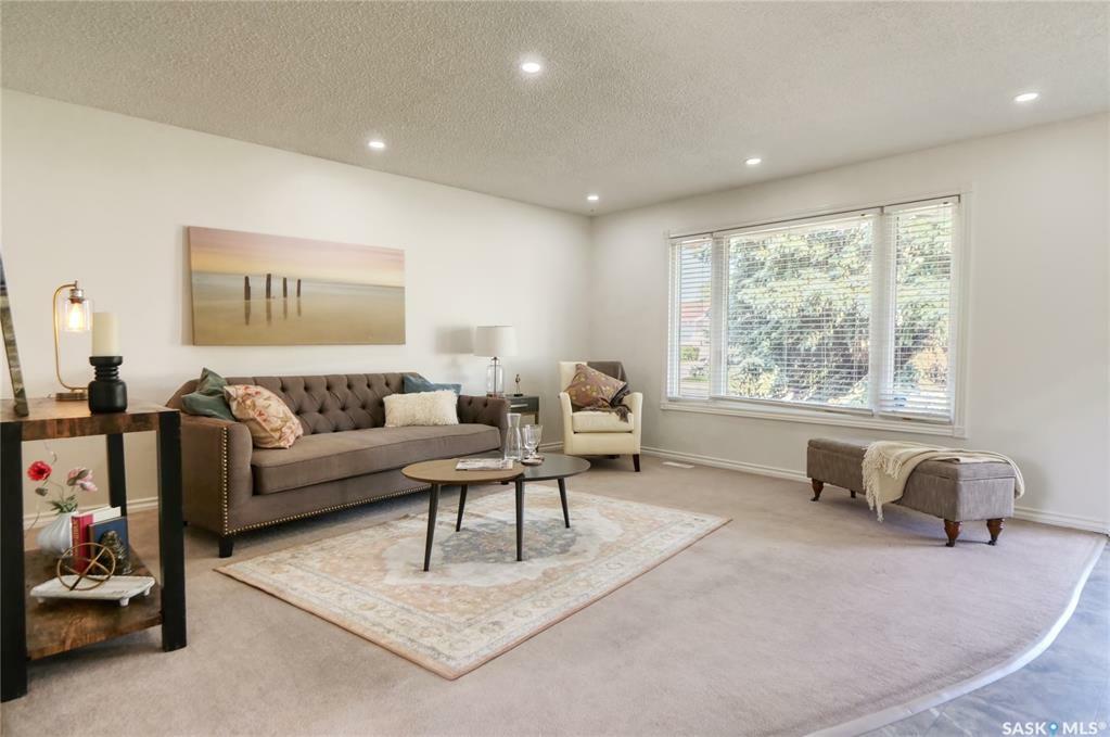 Property Photo: 52 Aster Crescent SK S6J 1A6