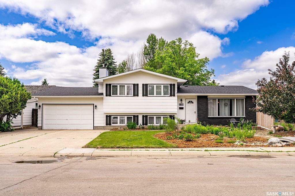 735 Trent Crescent  Saskatoon SK S7H 4S4 photo
