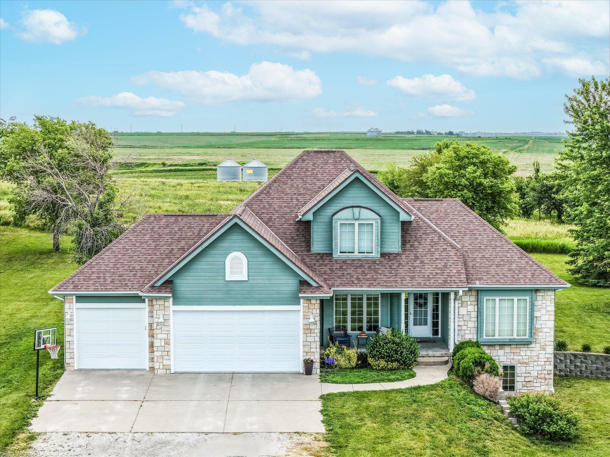 2904 Preston Place  Logan IA 51546 photo