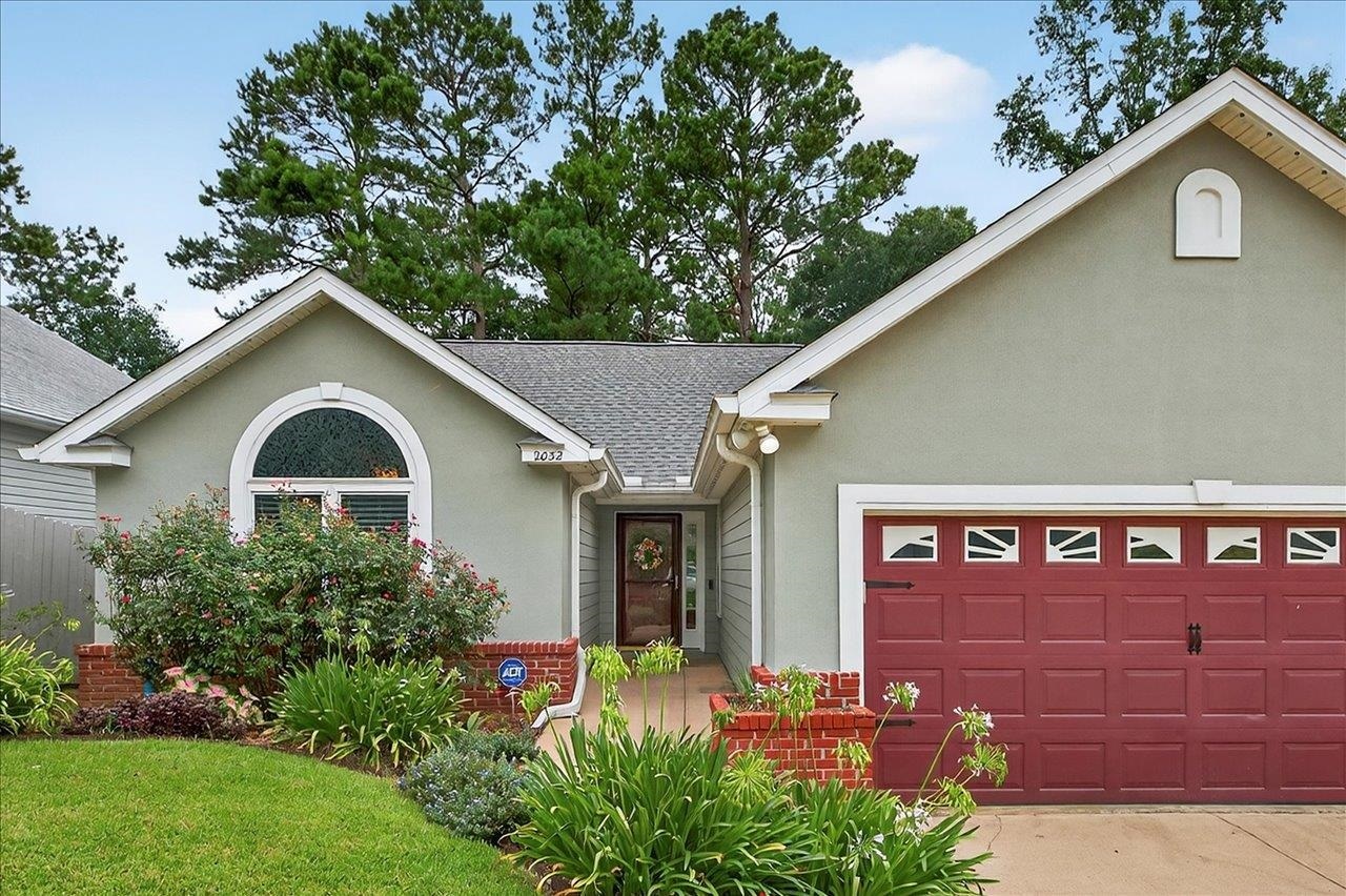 Property Photo:  2032 Ascot Way  FL 32312 