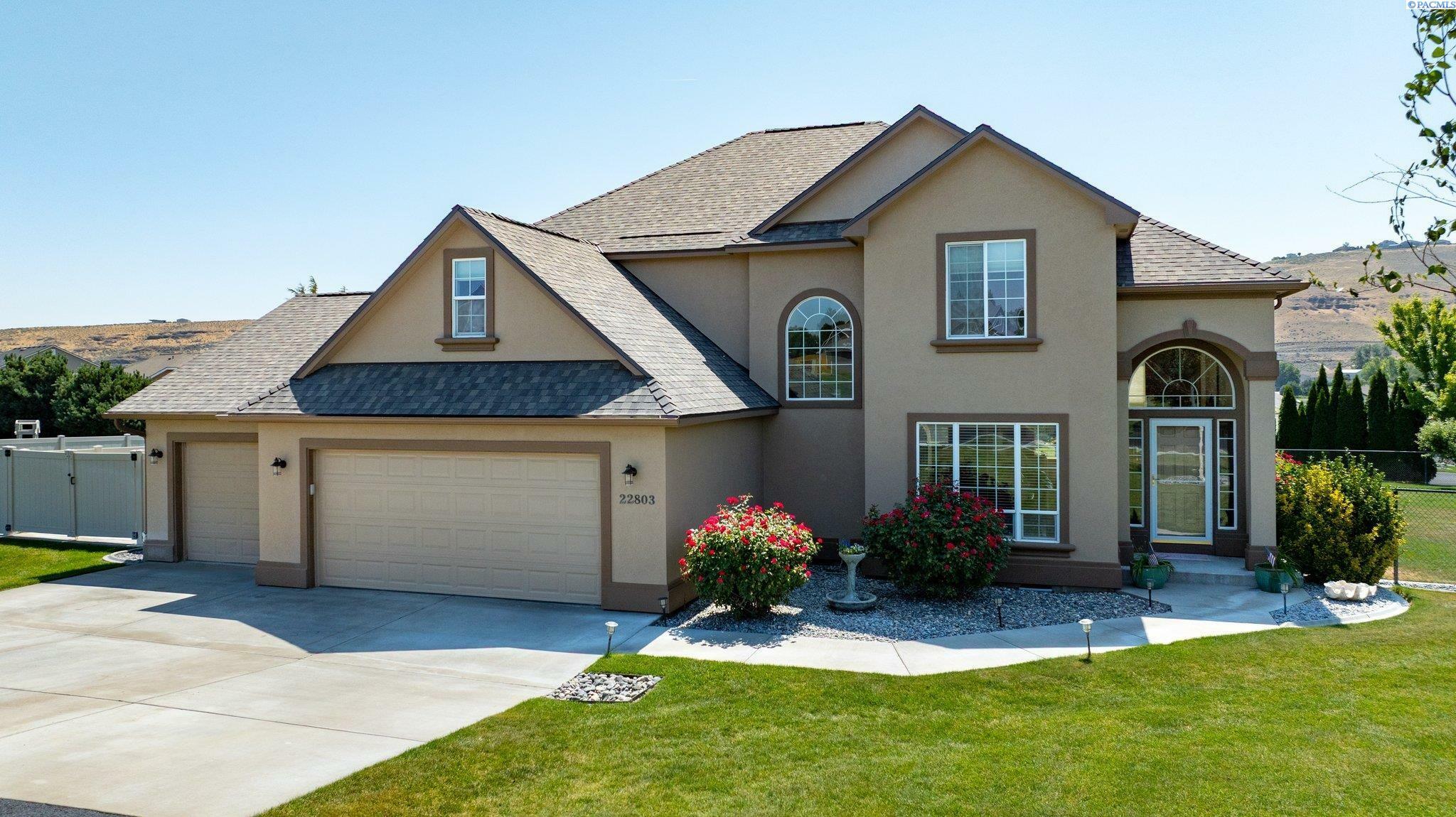Property Photo: 22803 Cottonwood Springs Blvd WA 99338