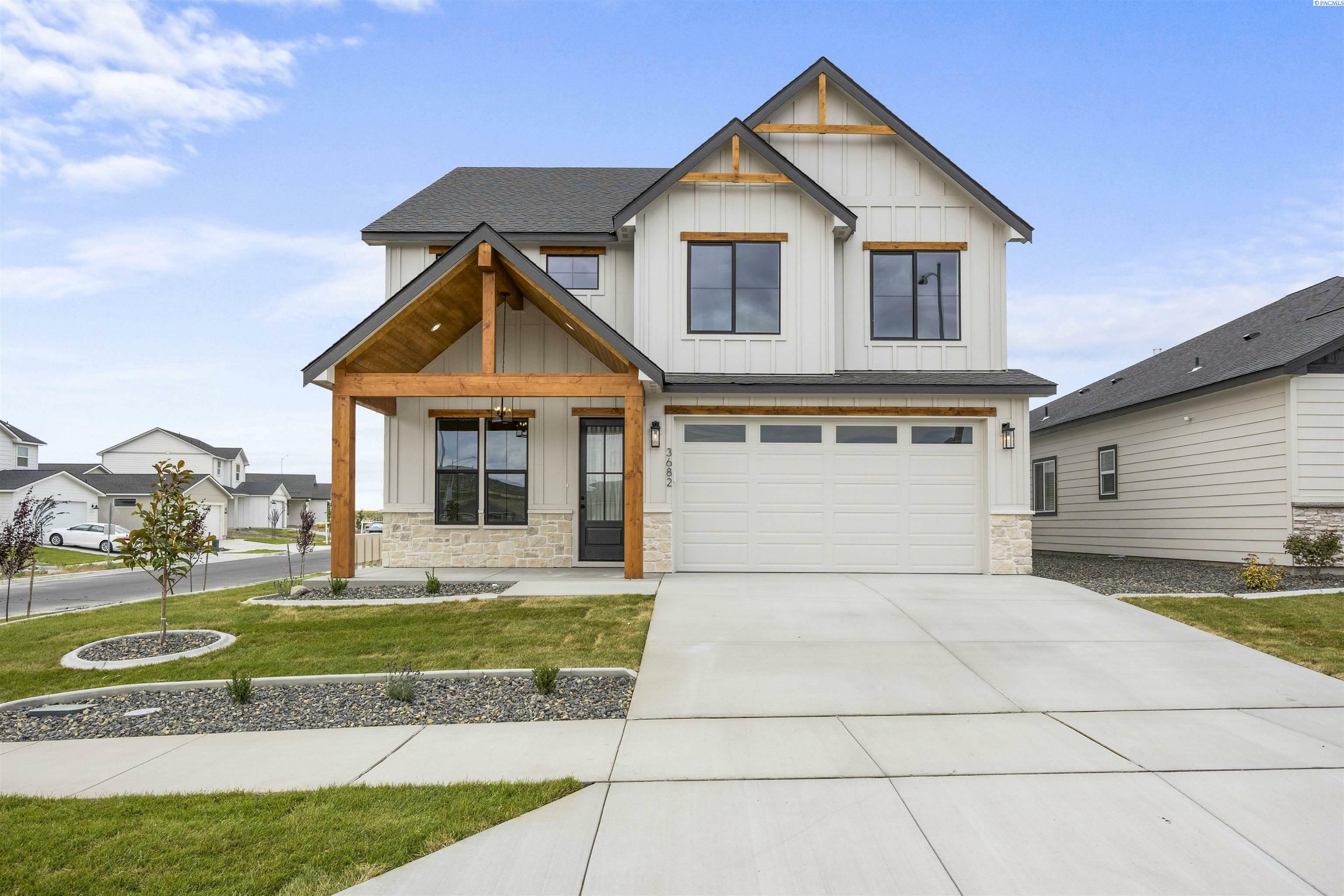 Property Photo: 3682 Morningside Parkway WA 99352
