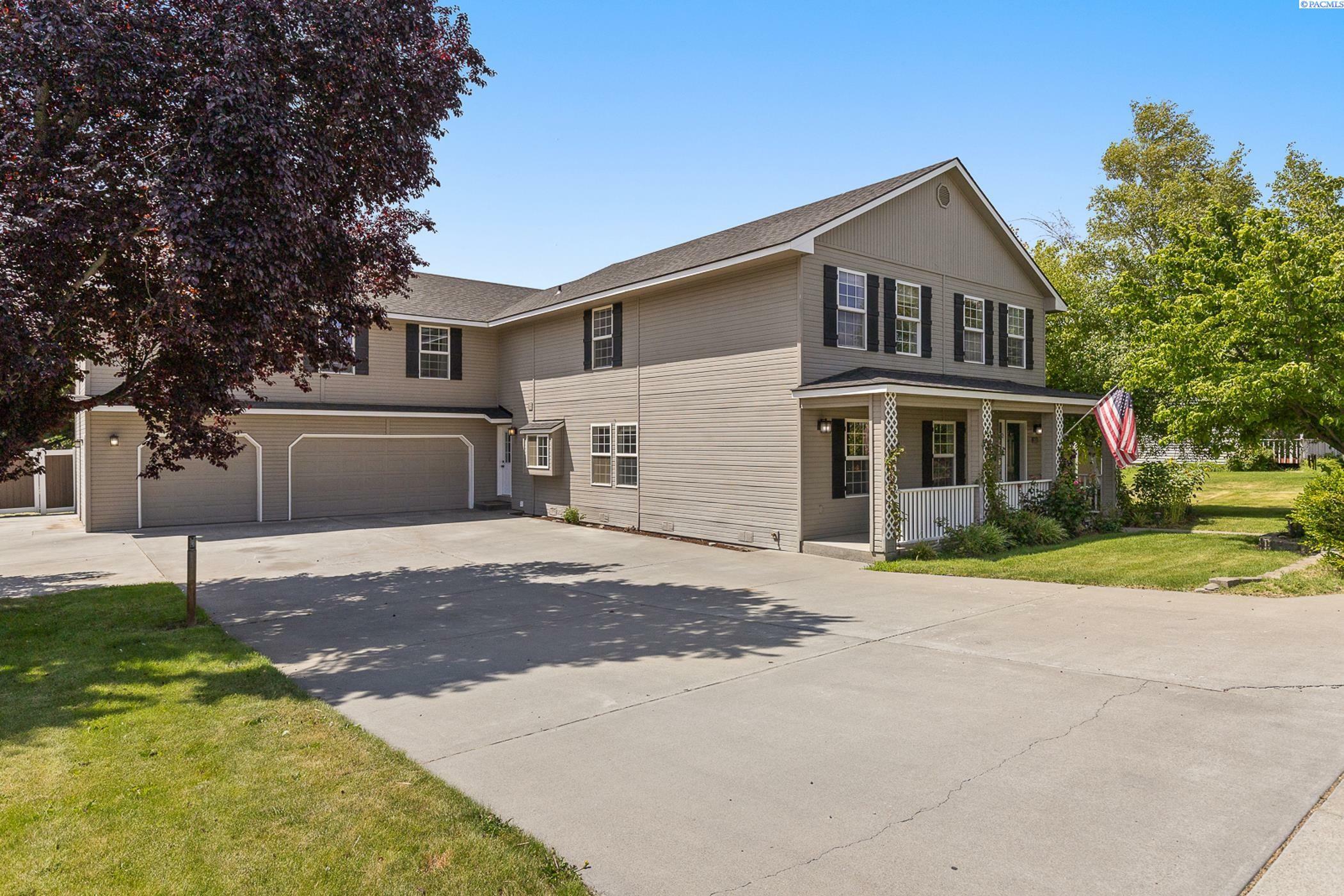 Property Photo: 2610 S Kent St WA 99337