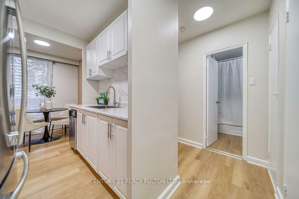 Property Photo: 921 Midland Avenue 101 ON M1K 4G2