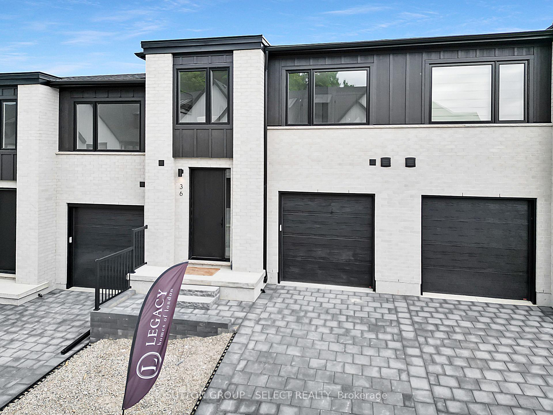 Property Photo: 1175 Riverbend Road 32 ON N6K 0L2