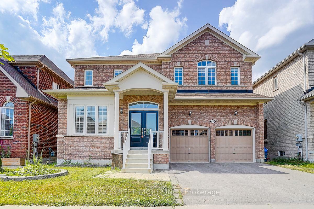 Property Photo: 852 William Lee Avenue ON L1K 0W2