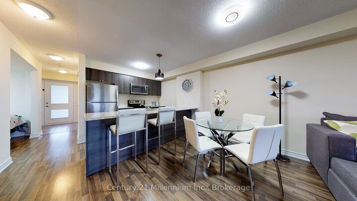 Property Photo:  6 Anchorage Crescent 205  ON L9Y 0Y6 