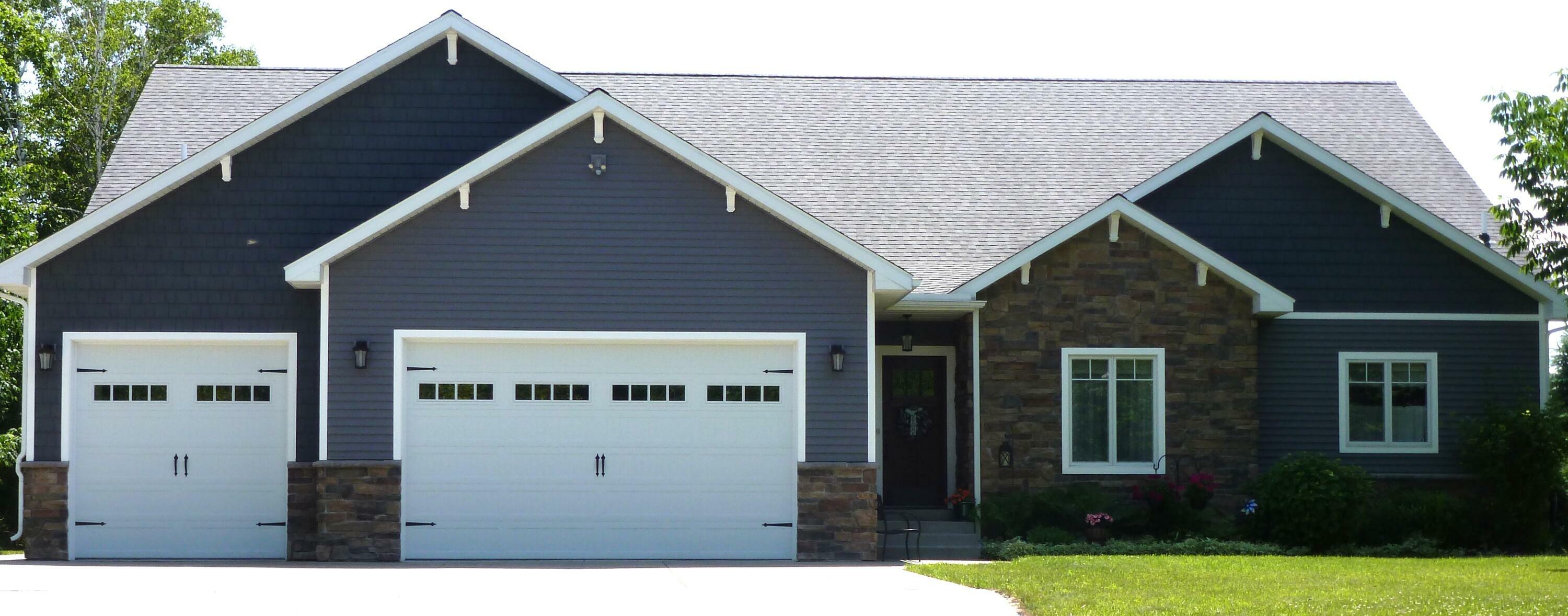 Property Photo: 2615 Lakewood Drive MI 49707
