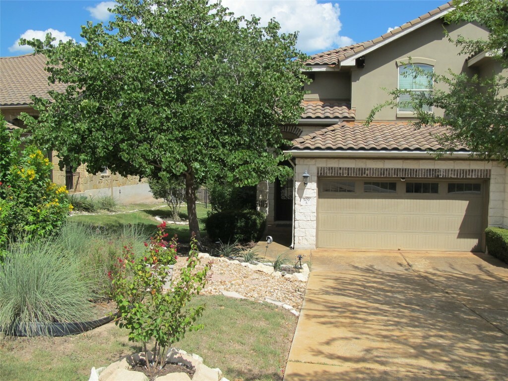 509 S Meadowlark Street A  Lakeway TX 78734 photo