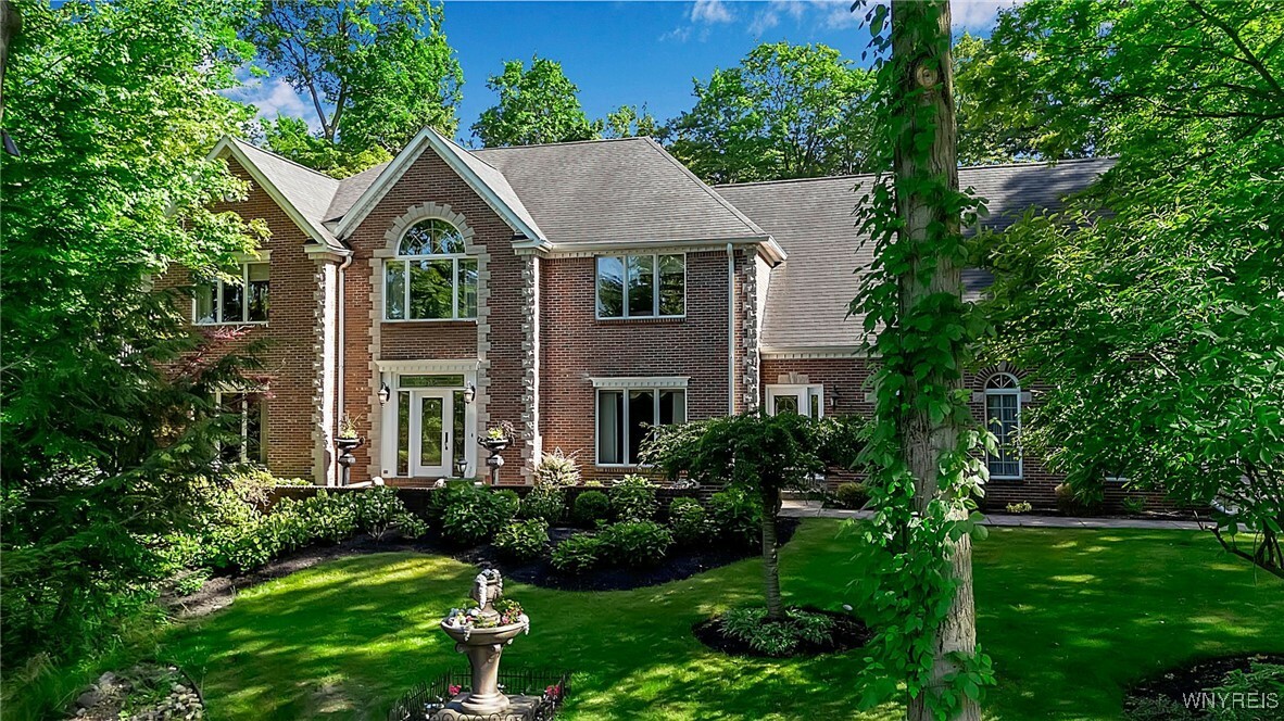 Property Photo: 9875 Hollingson Rd NY 14031
