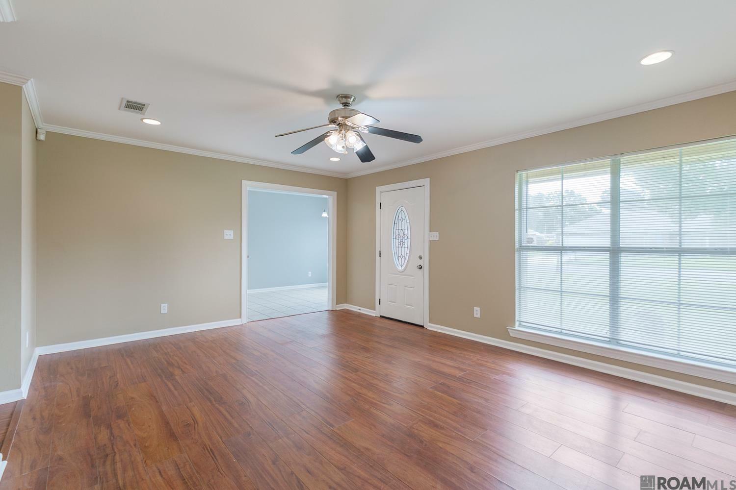 Property Photo: 579 Melissa Ave LA 70767