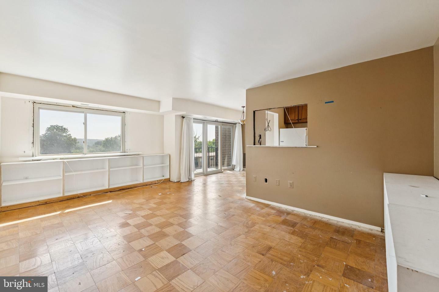 Property Photo: 12701 Dara Drive 303 VA 22192