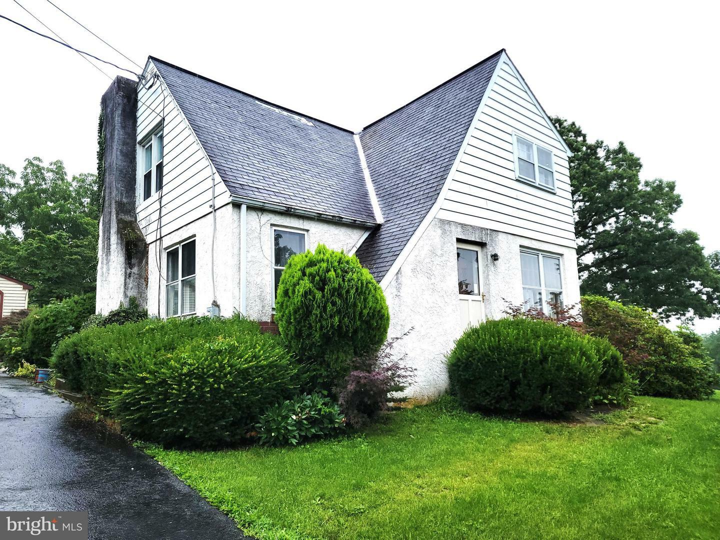 Property Photo: 141 Greshville PA 19512