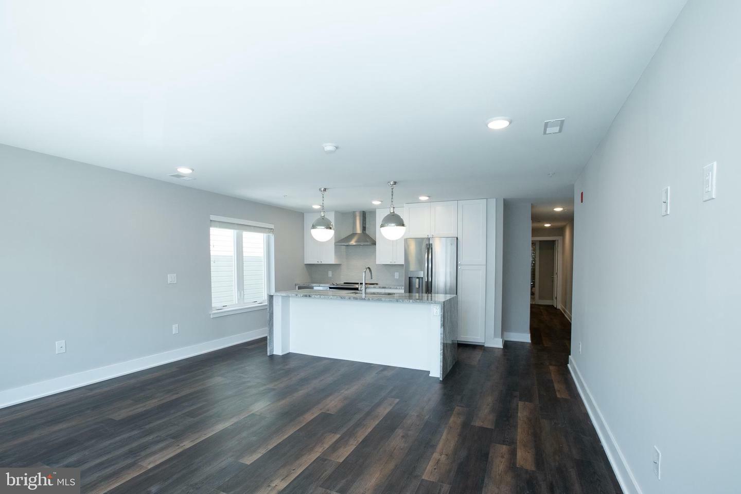 Property Photo: 817 N 20th Street Unit 7 PA 19130