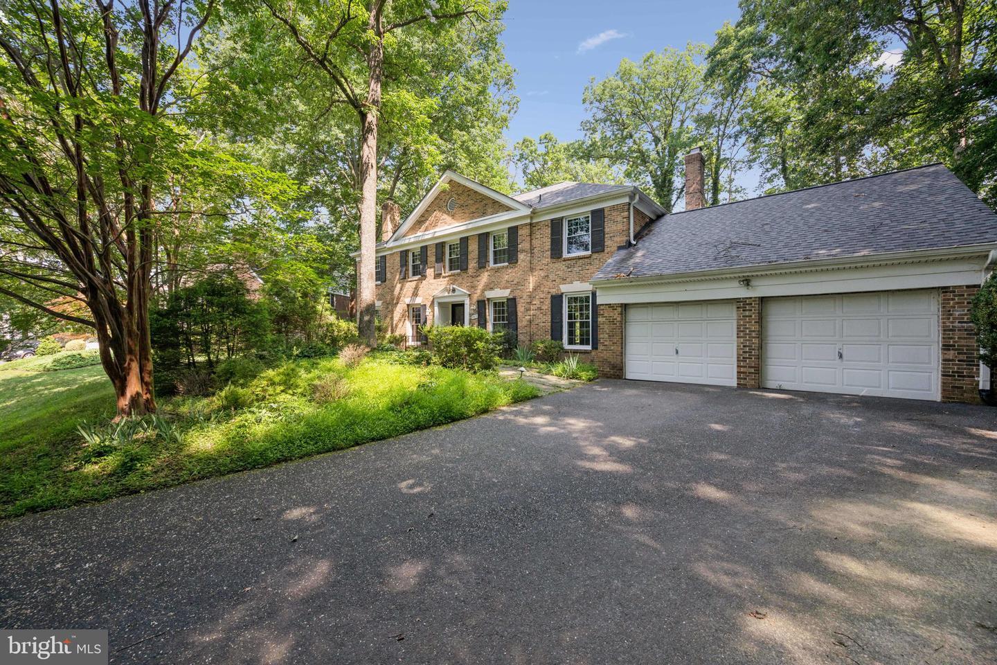 Property Photo:  9313 Langford Court  MD 20854 