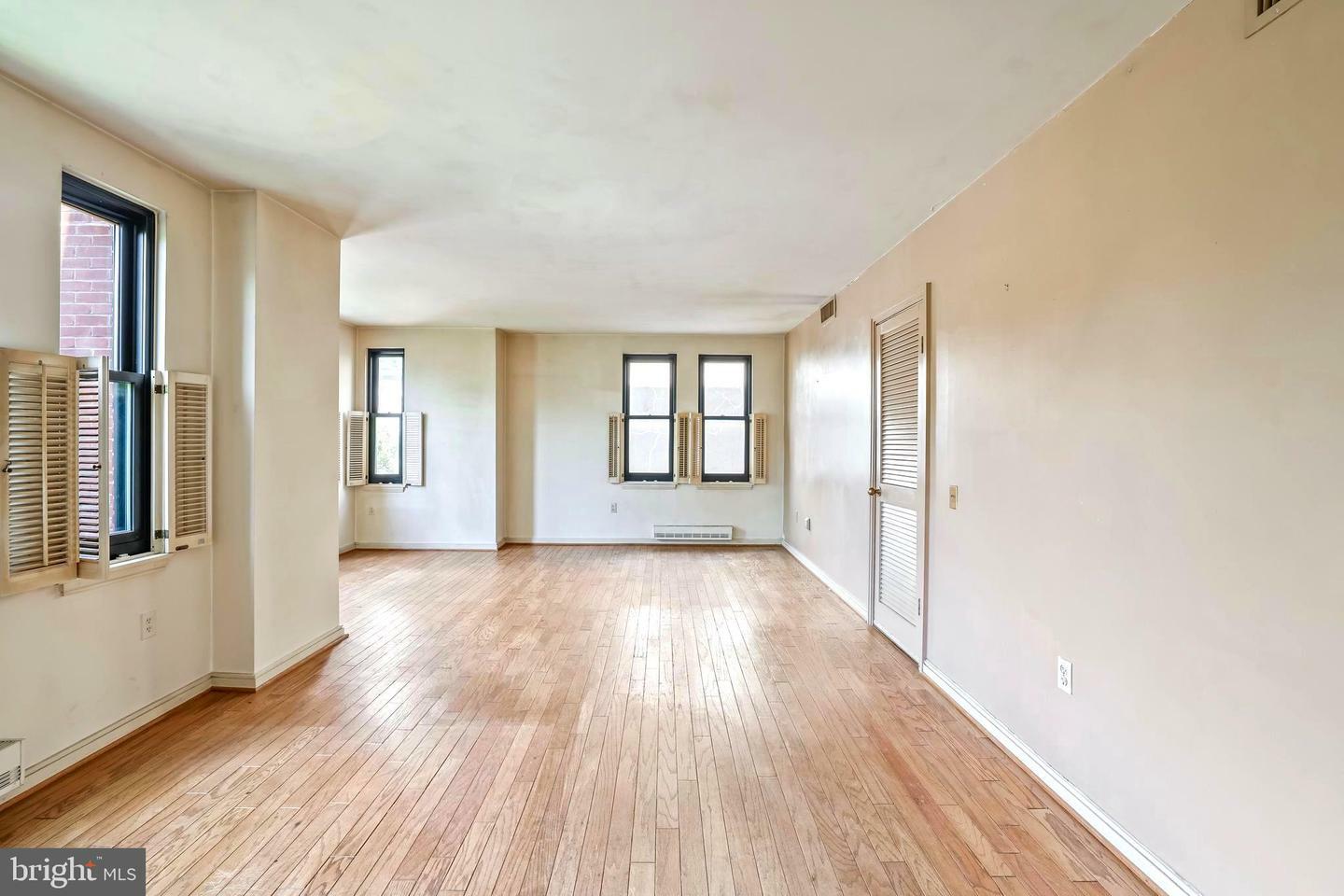 Property Photo: 649 C Street SE 208 DC 20003