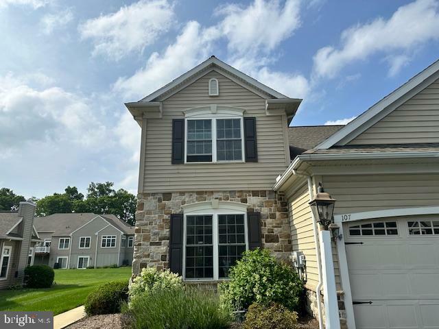 107 Bluebell Drive  Mechanicsburg PA 17050 photo