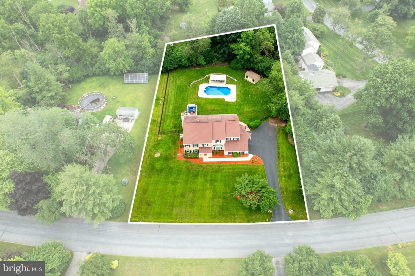 Property Photo: 5 Long Drive PA 19335