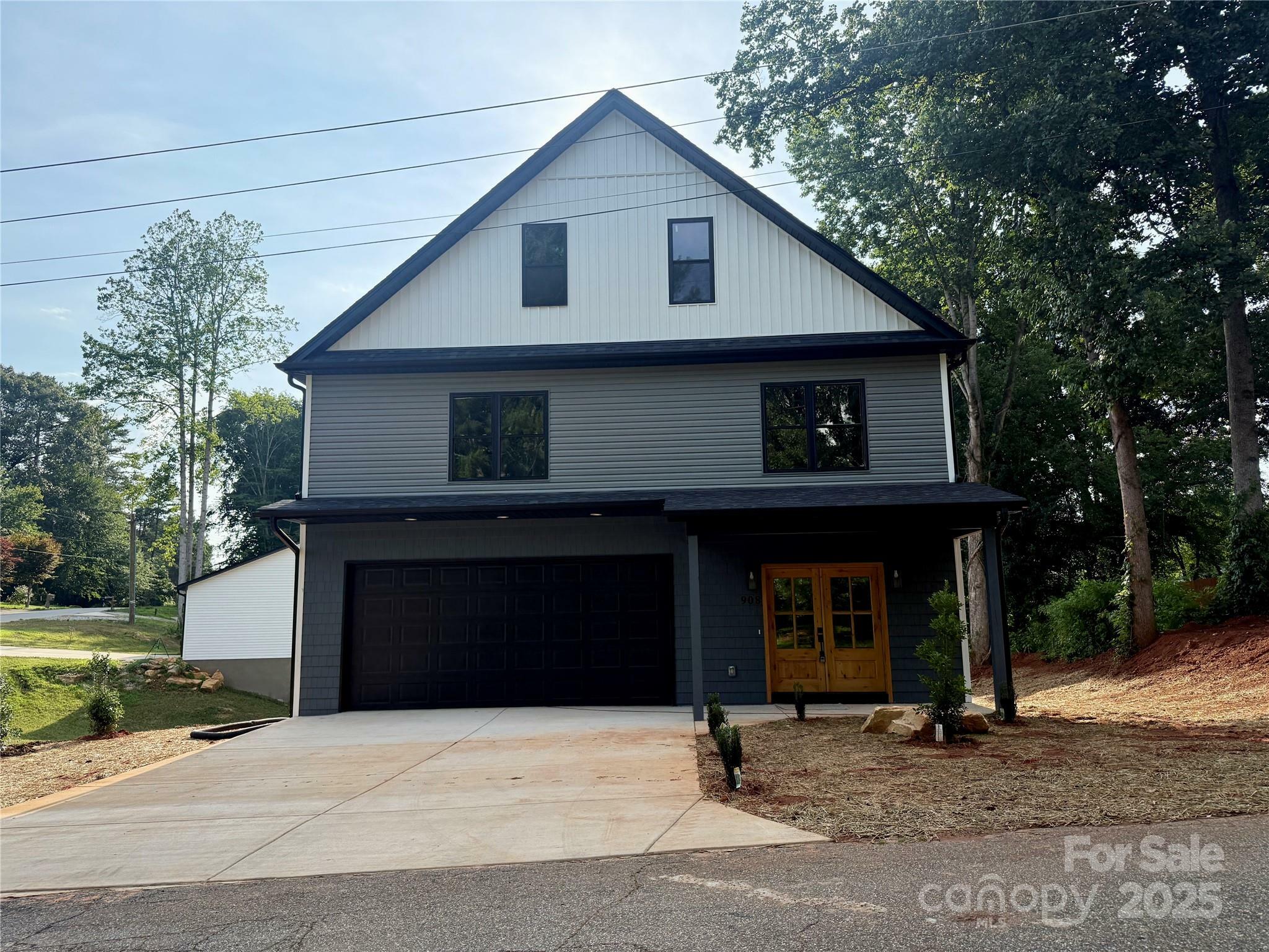 908 30th Avenue Drive NW 2  Hickory NC 28601 photo
