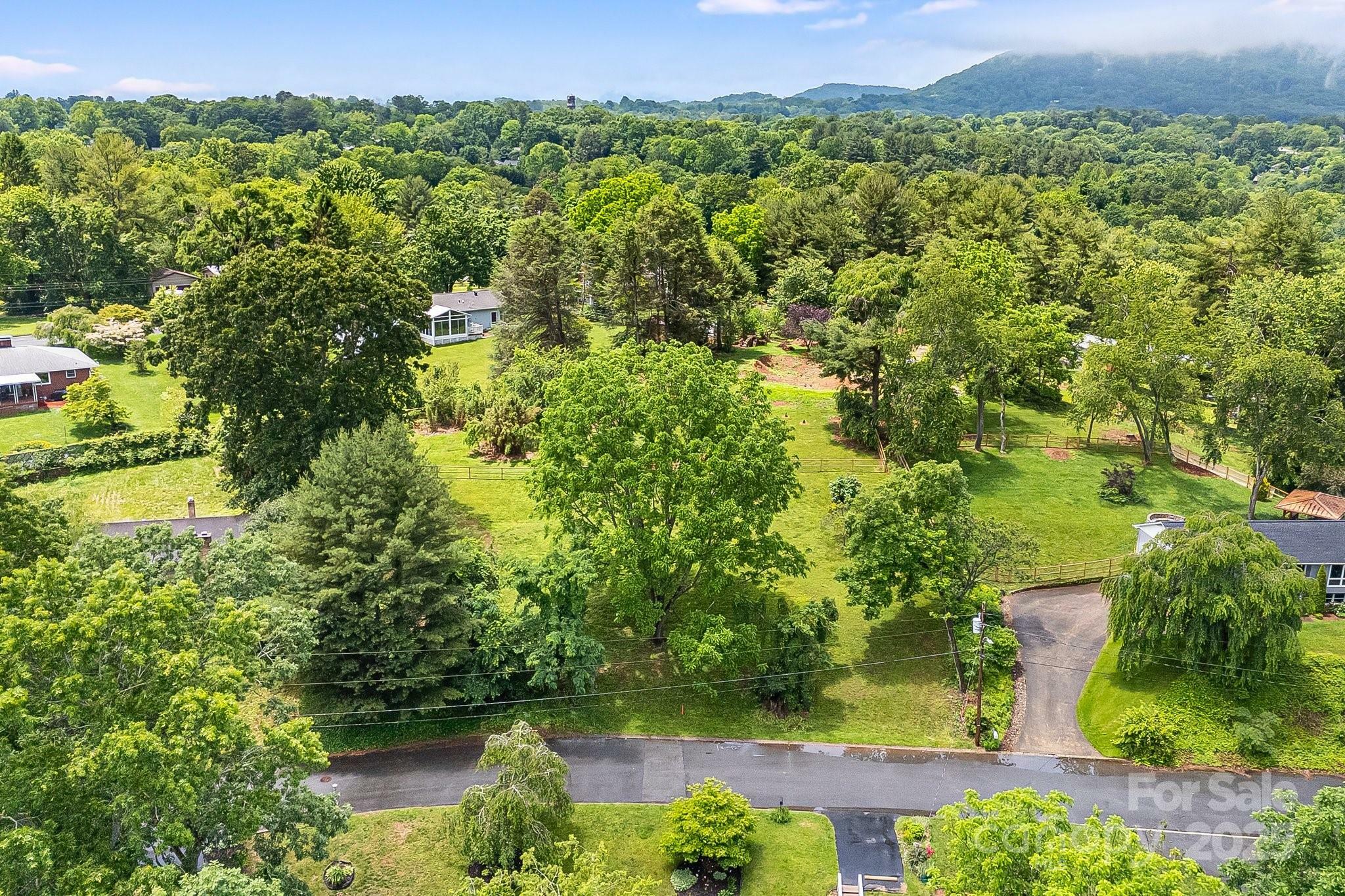 Property Photo: 28 Sheppard Drive NC 28806