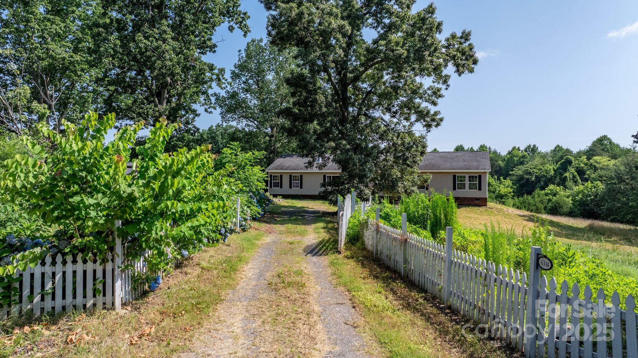 Property Photo:  6314 Providence Church Road  NC 28168 