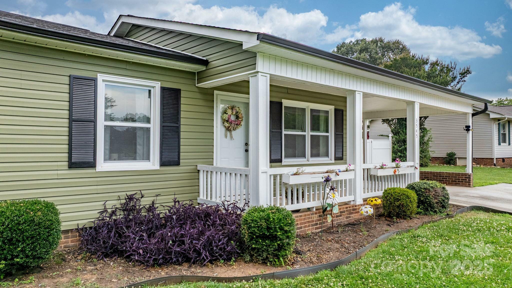 3545 Yorkland Drive  Hickory NC 28601 photo